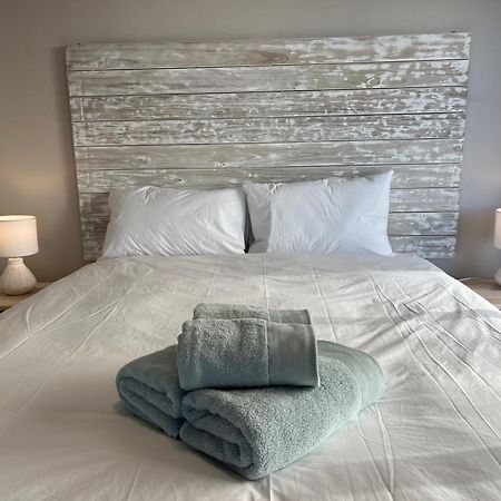 White Sands Self-Catering Units 维德尼斯 外观 照片