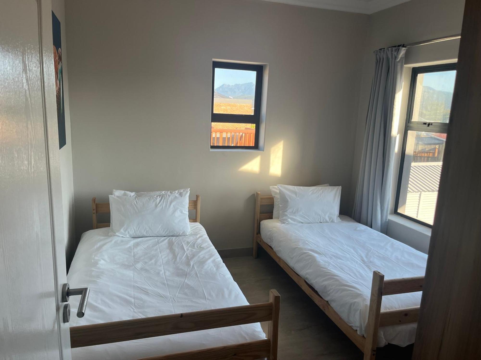 White Sands Self-Catering Units 维德尼斯 外观 照片
