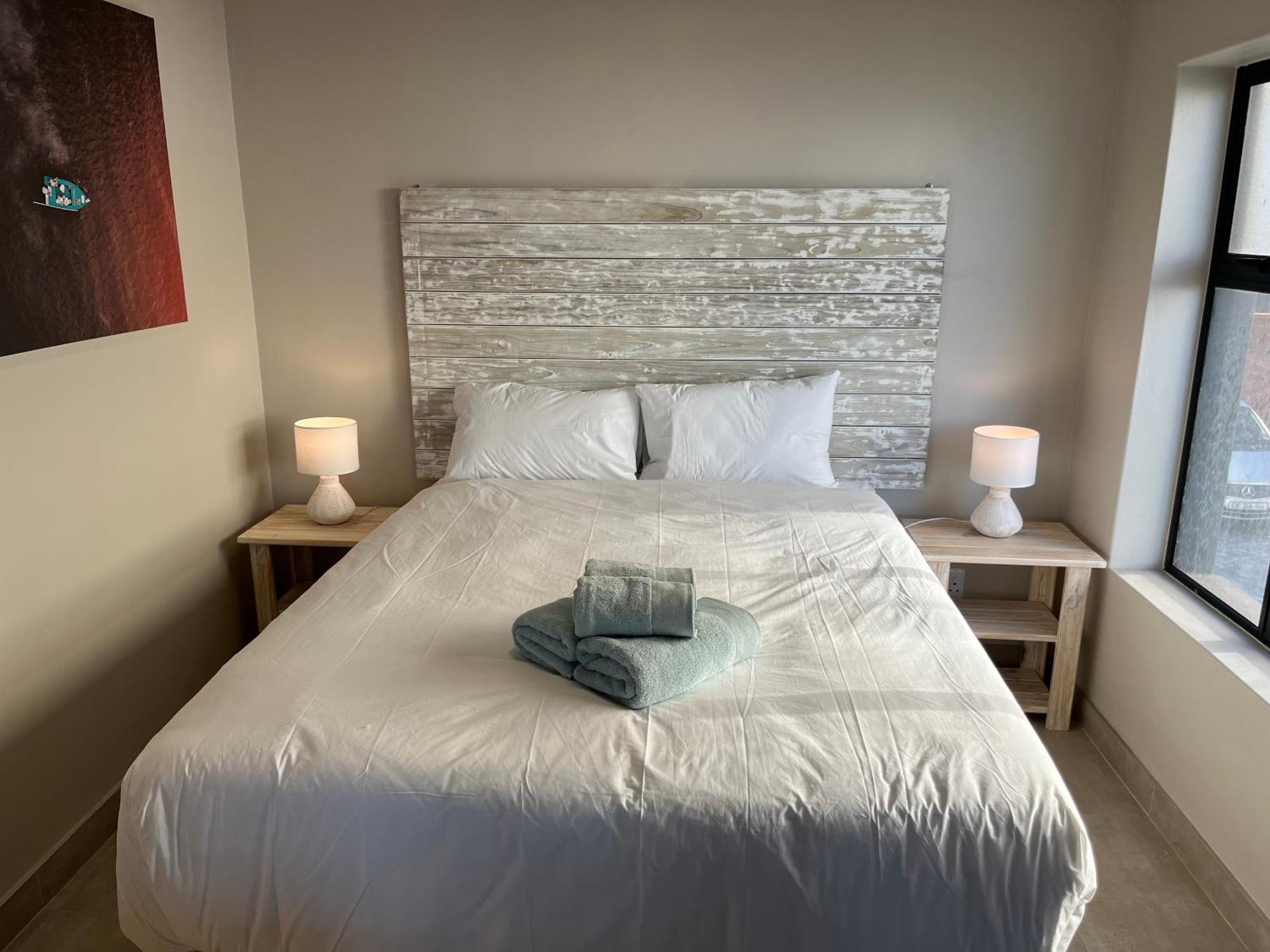 White Sands Self-Catering Units 维德尼斯 外观 照片