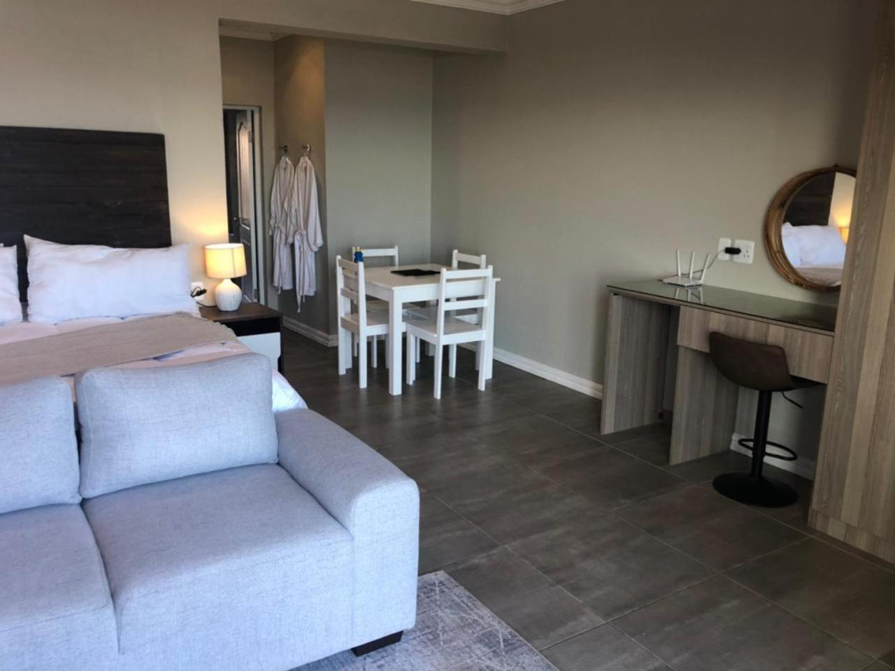 White Sands Self-Catering Units 维德尼斯 客房 照片